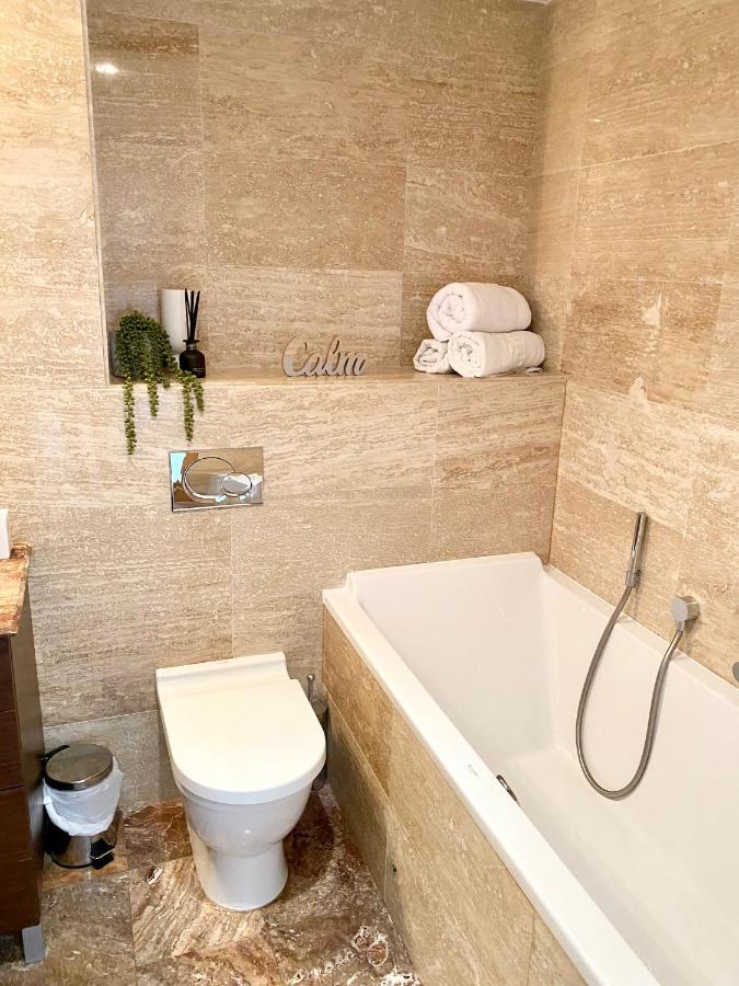 Ocean Village Deluxe 2 bedroom apartment Gibraltar Extérieur photo